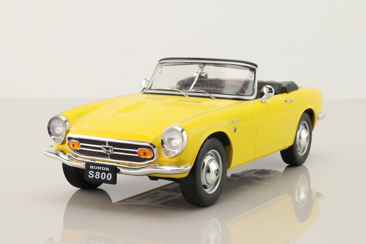 Honda Honda S800 - 1:18 - Triple 9 Collection Honda Honda S800 - 1:18 - Triple 9 Collection