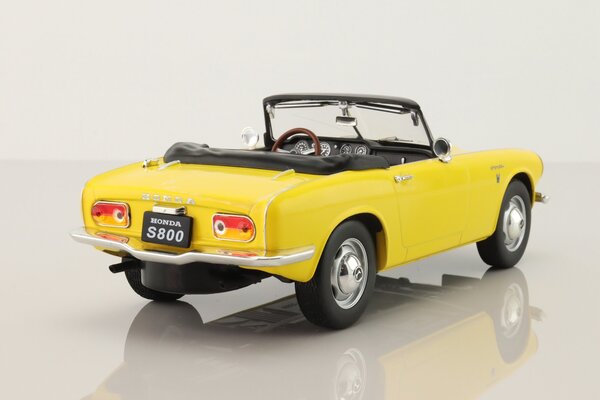 Honda Honda S800 - 1:18 - Triple 9 Collection Honda Honda S800 - 1:18 - Triple 9 Collection