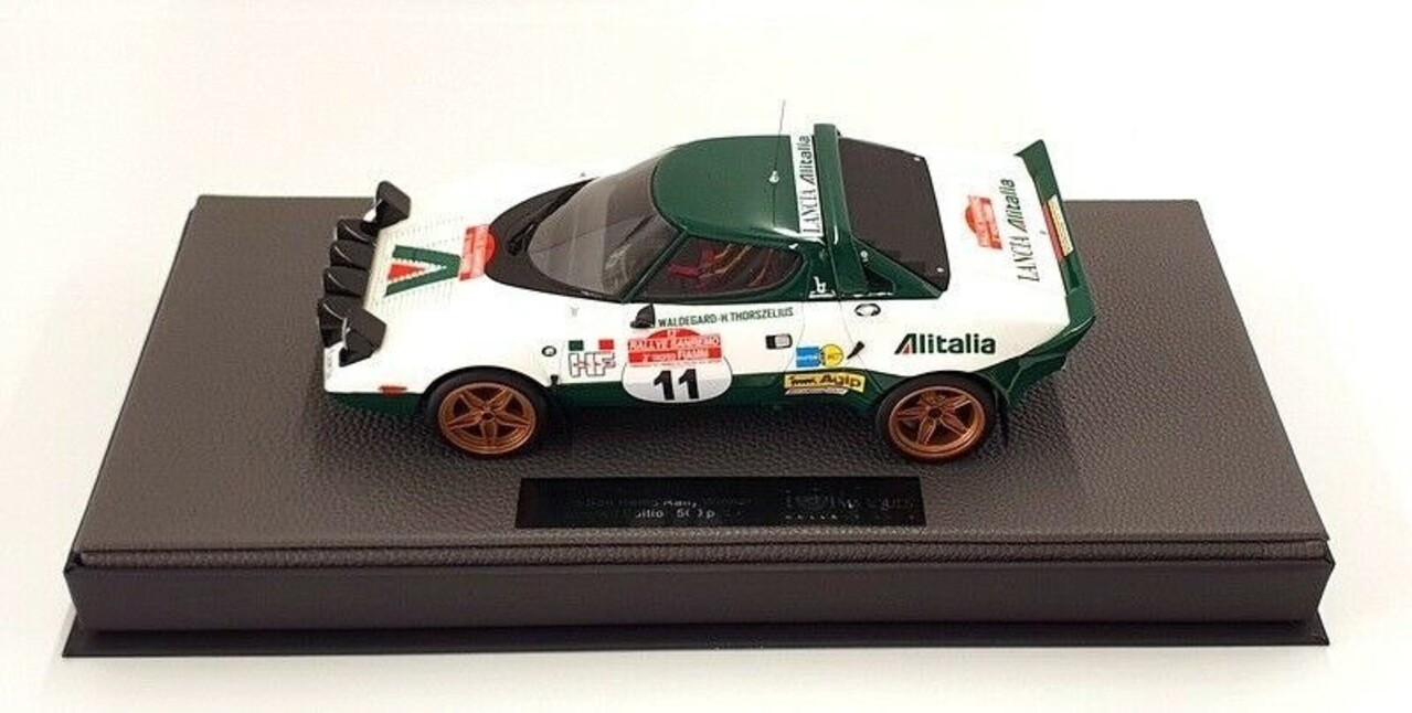 Lancia Lancia Stratos HF #11 Winner San Remo Rally 1975 - 1:18 - Top Marques Collectibles Lancia Lancia Stratos HF #11 Winner San Remo Rally 1975 - 1:18 - Top Marques Collectibles
