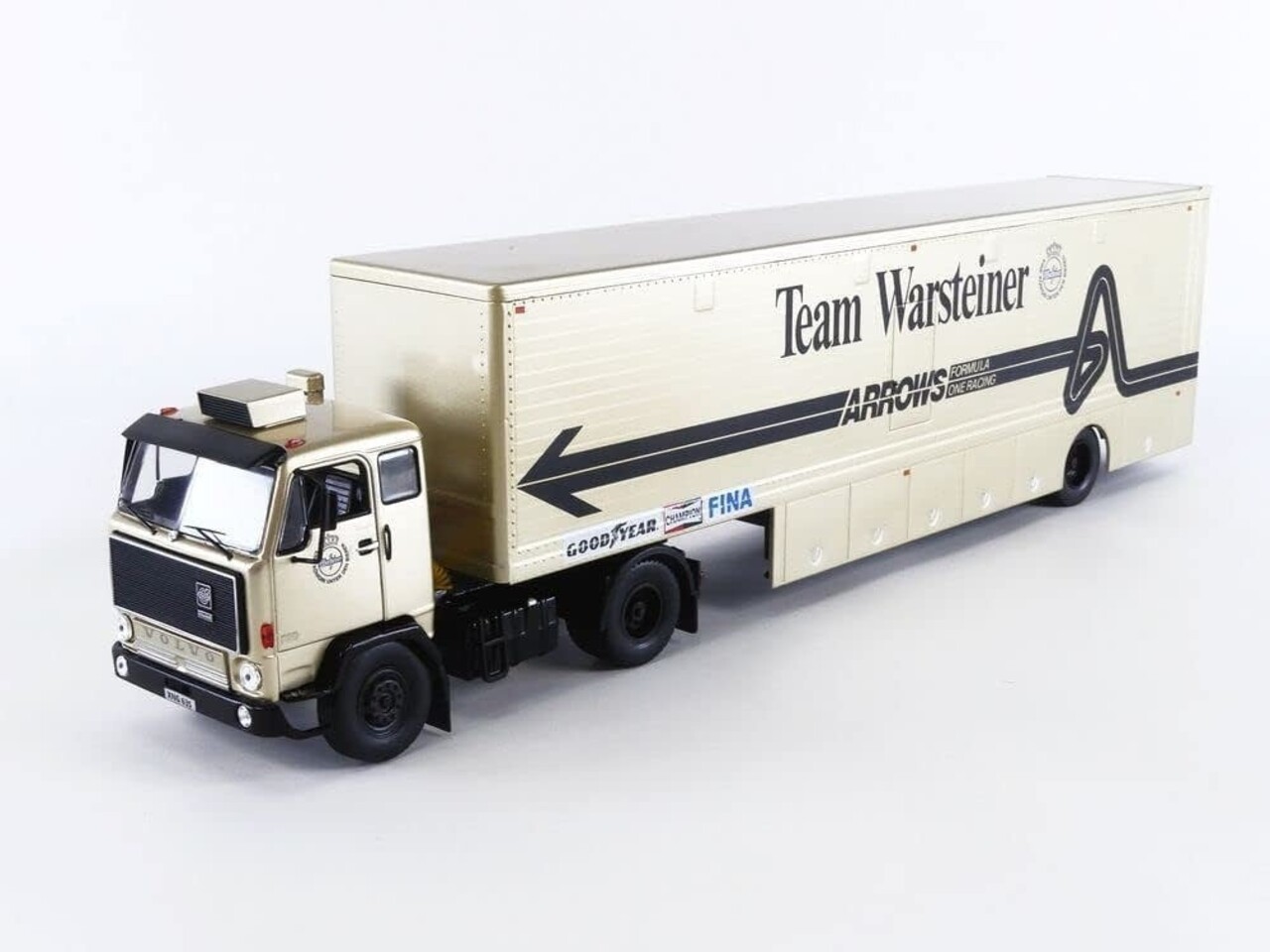 Volvo Volvo F89 (Team Warsteiner Arrows) 1981 - 1:43 - IXO Models