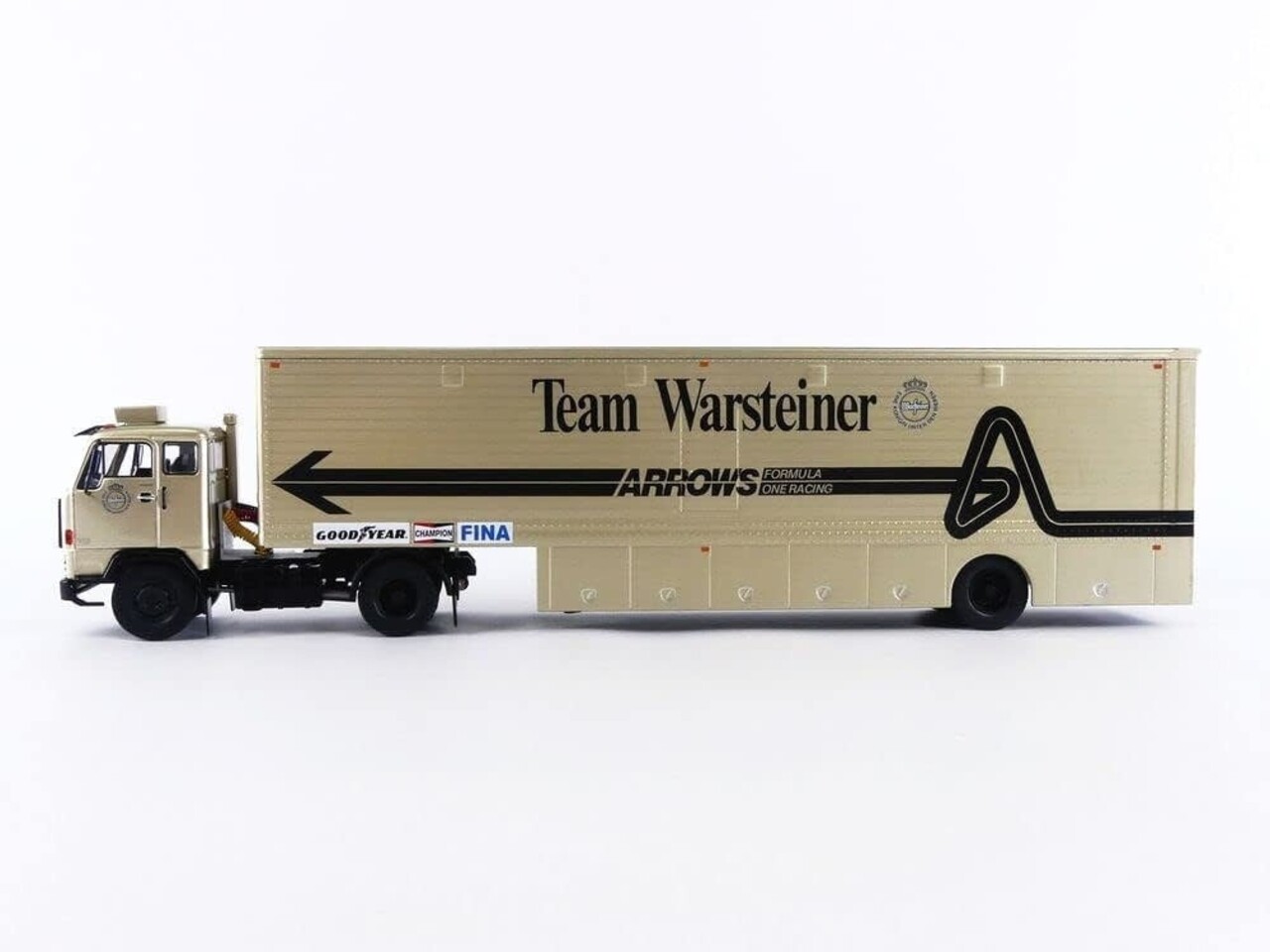 Volvo Volvo F89 (Team Warsteiner Arrows) 1981 - 1:43 - IXO Models