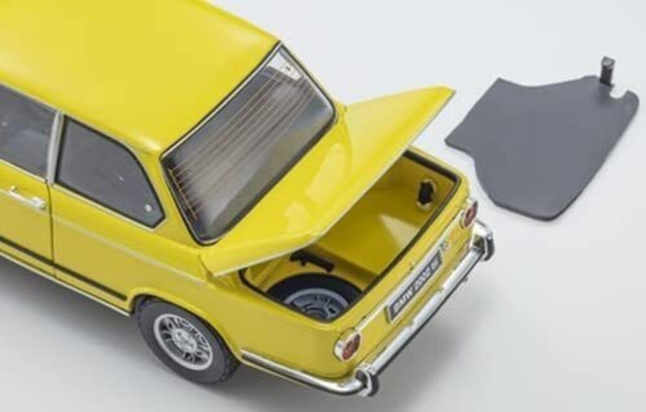 BMW BMW 2002Tii 1972 - 1:18 - Kyosho BMW BMW 2002Tii 1972 - 1:18 - Kyosho