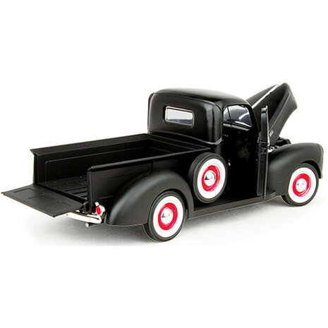 Ford Ford Pickup 1940 - 1:18 - Motor Max