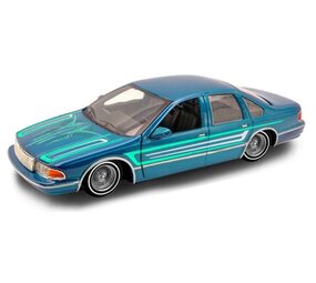 Chevrolet Chevrolet Caprice Low Rider 1993 - 1:24 - Motor Max Chevrolet Chevrolet Caprice Low Rider 1993 - 1:24 - Motor Max