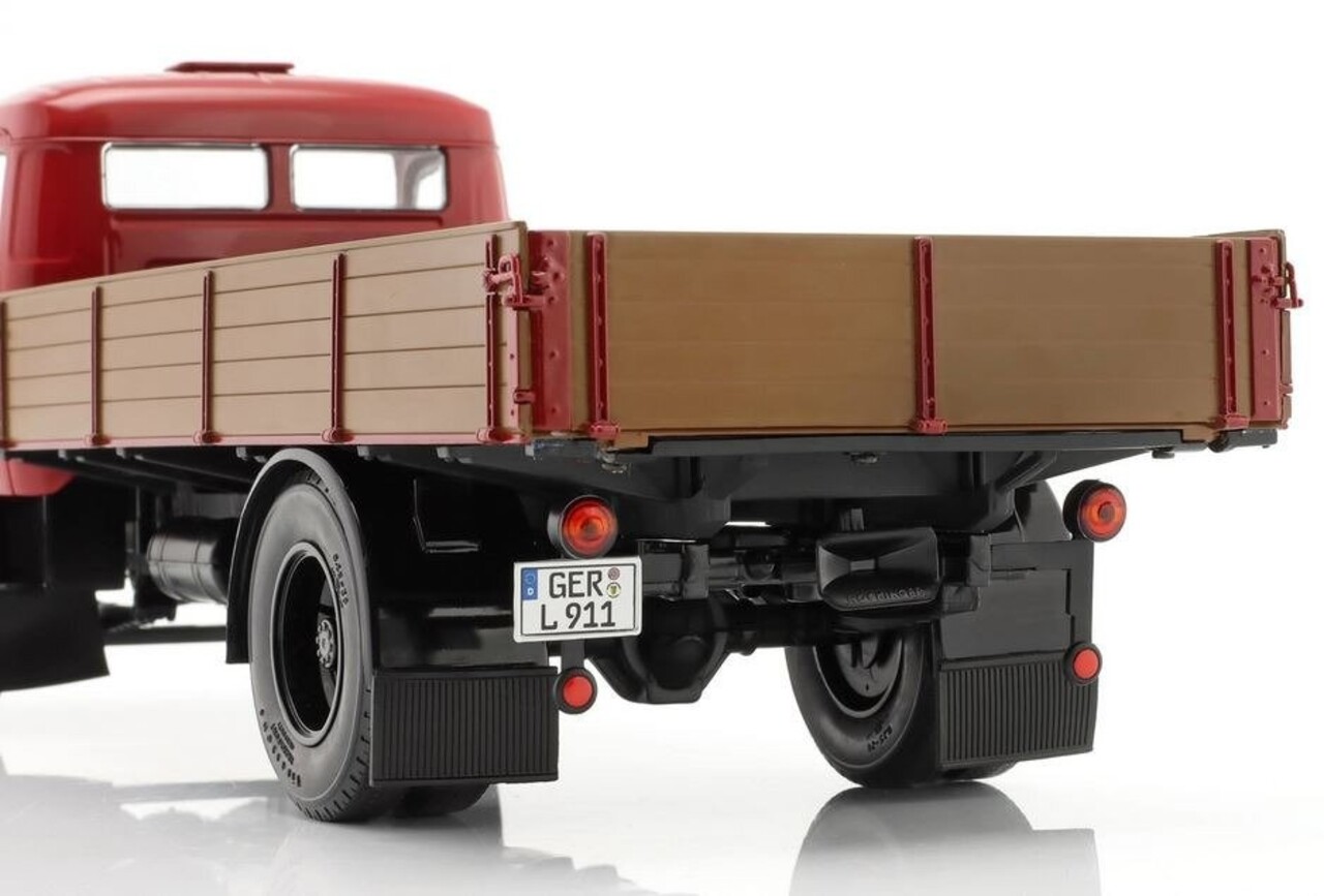 Mercedes-Benz Mercedes-Benz L911 - 1:18 - Schuco Mercedes-Benz Mercedes-Benz L911 - 1:18 - Schuco