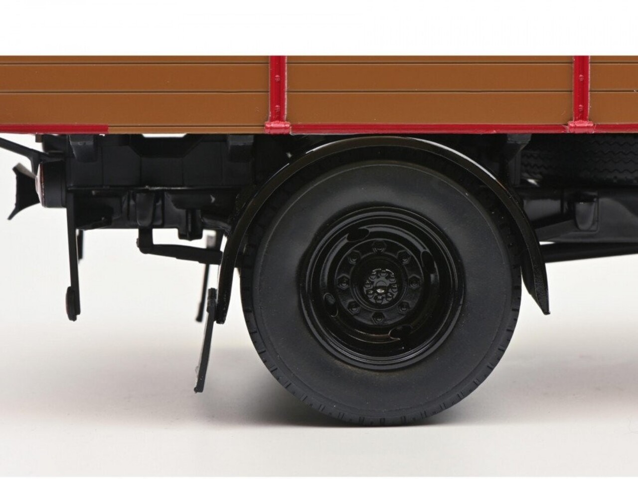 Mercedes-Benz Mercedes-Benz L911 - 1:18 - Schuco Mercedes-Benz Mercedes-Benz L911 - 1:18 - Schuco