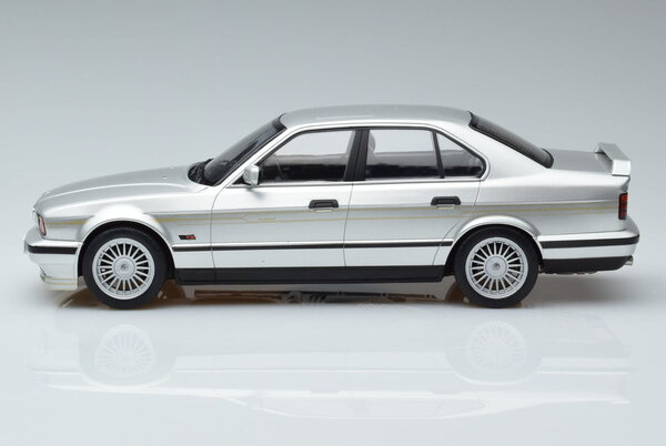 BMW BMW E34 Alpina B10 4.6 - 1:18 - Modelcar Group BMW BMW E34 Alpina B10 4.6 - 1:18 - Modelcar Group