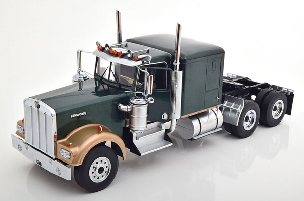Kenworth Kenworth W900 Tractor 6x4 1989 - 1:18 - Road Kings Kenworth Kenworth W900 Tractor 6x4 1989 - 1:18 - Road Kings