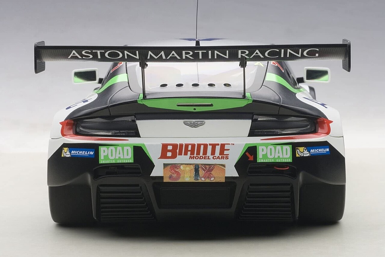 Aston Martin Aston Martin V12 Vantage #97A Bathurst 12 Hours Endurance Race 2015 - 1:18 - AUTOart Aston Martin Aston Martin V12 Vantage #97A Bathurst 12 Hours Endurance Race 2015 - 1:18 - AUTOart