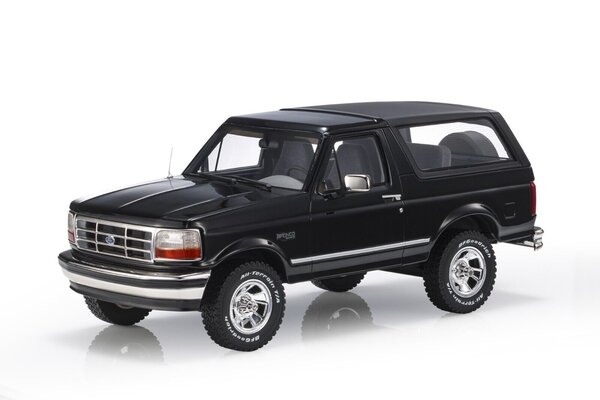 Ford Ford Bronco 1992 - 1:18 - LS Collectibles Ford Ford Bronco 1992 - 1:18 - LS Collectibles