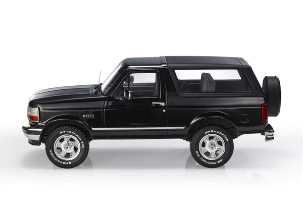 Ford Ford Bronco 1992 - 1:18 - LS Collectibles Ford Ford Bronco 1992 - 1:18 - LS Collectibles