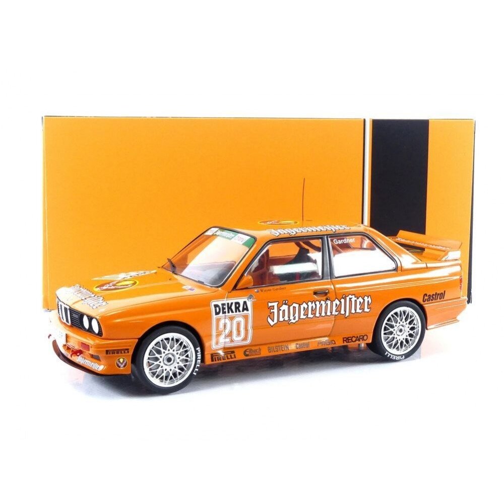 BMW E30 M3 #20 (Nürburgring) DTM 1992 - 1:18 - IXO Models