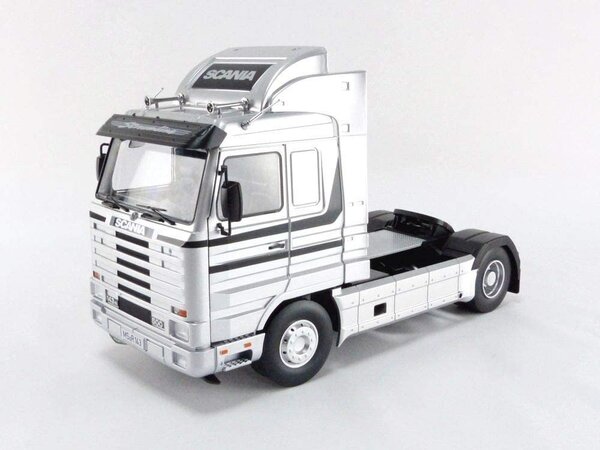 Scania Scania 143M 500 - 1:18 - Road Kings