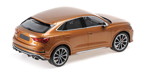 Audi Audi RS Q3 Sportback 2019 - 1:18 - Minichamps Audi Audi RS Q3 Sportback 2019 - 1:18 - Minichamps