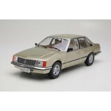 Opel Opel Senator A1 1978 - 1:24 - Whitebox Opel Opel Senator A1 1978 - 1:24 - Whitebox