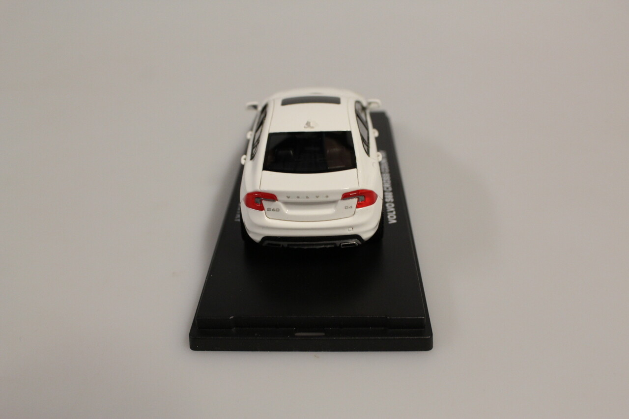 Volvo Volvo S60 Cross Country - 1:43 - Scale Masters