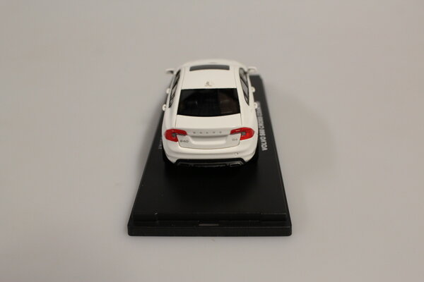 Volvo Volvo S60 Cross Country - 1:43 - Scale Masters