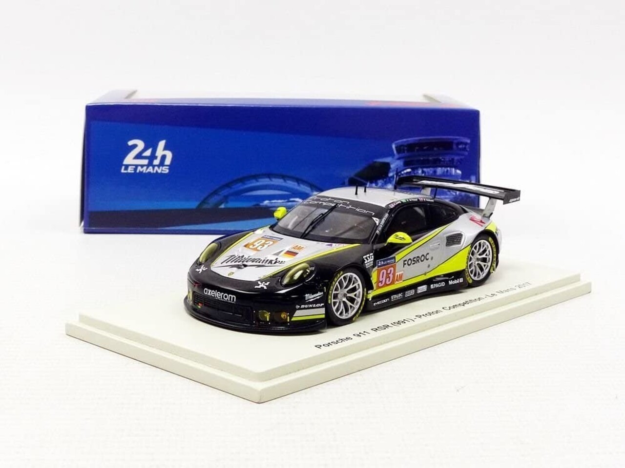 Porsche Porsche 911 RSR (991) Proton Competition #93 Le Mans 2017 - 1:43 - Spark Porsche Porsche 911 RSR (991) Proton Competition #93 Le Mans 2017 - 1:43 - Spark