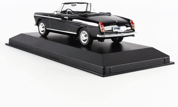 Peugeot Peugeot 404 Cabriolet 1962 - 1:43 - MaXichamps