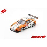 Porsche Porsche 997 GT3 R Hybrid #92 6th 1000 kms of Zhuhai ILMC 2010 Winner LMGTH Class - 1:43 - Spark Porsche Porsche 997 GT3 R Hybrid #92 6th 1000 kms of Zhuhai ILMC 2010 Winner LMGTH Class - 1:43 - Spark