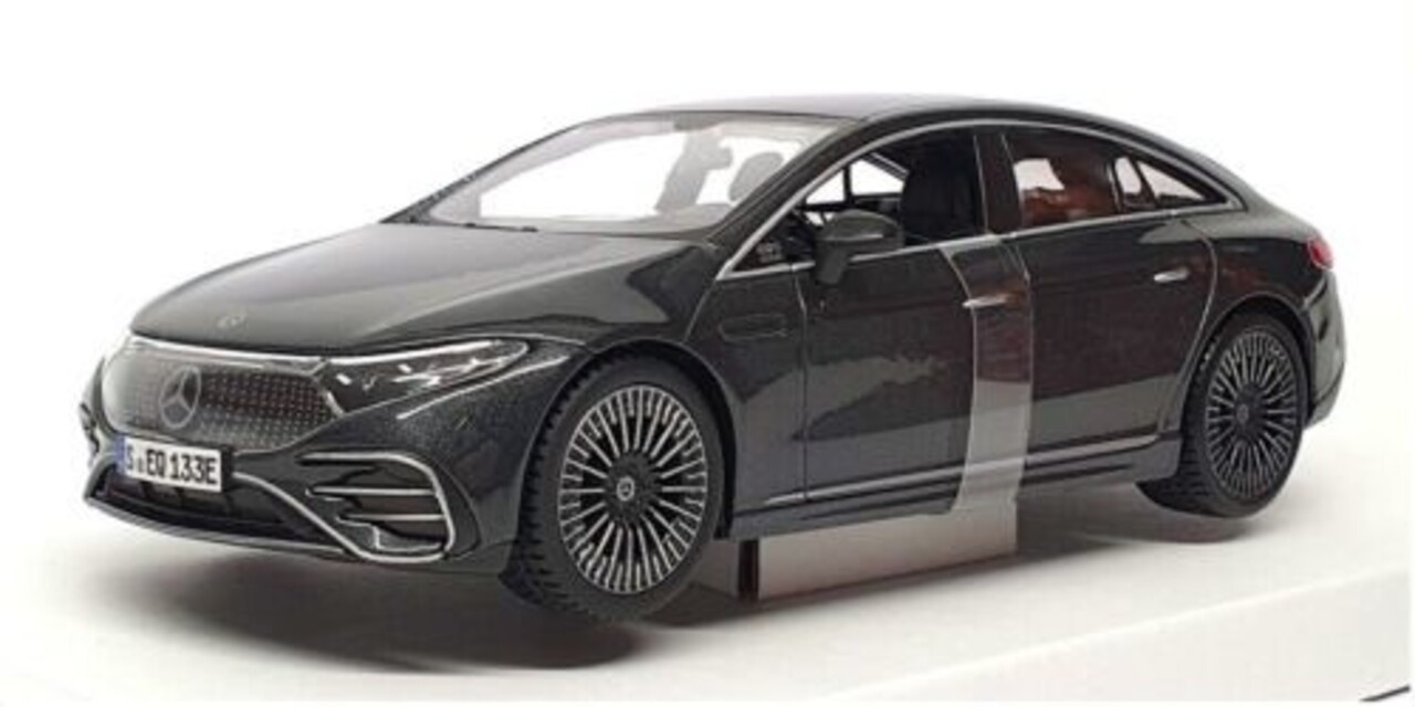 Mercedes-Benz Mercedes-Benz EQS (V297) 2022 - 1:27 - Maisto Mercedes-Benz Mercedes-Benz EQS (V297) 2022 - 1:27 - Maisto