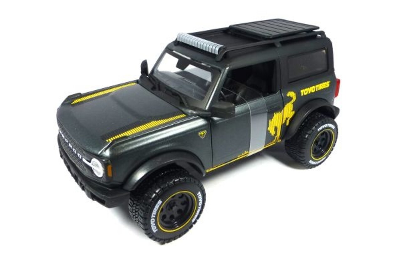 Ford Ford Bronco Badlands Toyo Tires 2021 - 1:24 - Maisto Ford Ford Bronco Badlands Toyo Tires 2021 - 1:24 - Maisto
