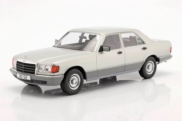 Mercedes-Benz Mercedes-Benz S-Class 380 SE (W126) - 1:18 - Modelcar Group Mercedes-Benz Mercedes-Benz S-Class 380 SE (W126) - 1:18 - Modelcar Group