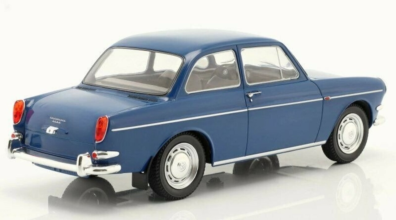Volkswagen Volkswagen 1500 S - 1:18 - Modelcar Group Volkswagen Volkswagen 1500 S - 1:18 - Modelcar Group