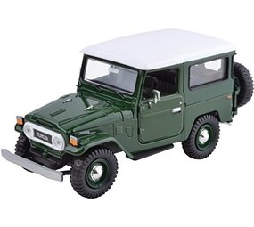 Toyota Toyota FJ40 Land Cruiser Hard Top 1974 - 1:24 - Motor Max Toyota Toyota FJ40 Land Cruiser Hard Top 1974 - 1:24 - Motor Max