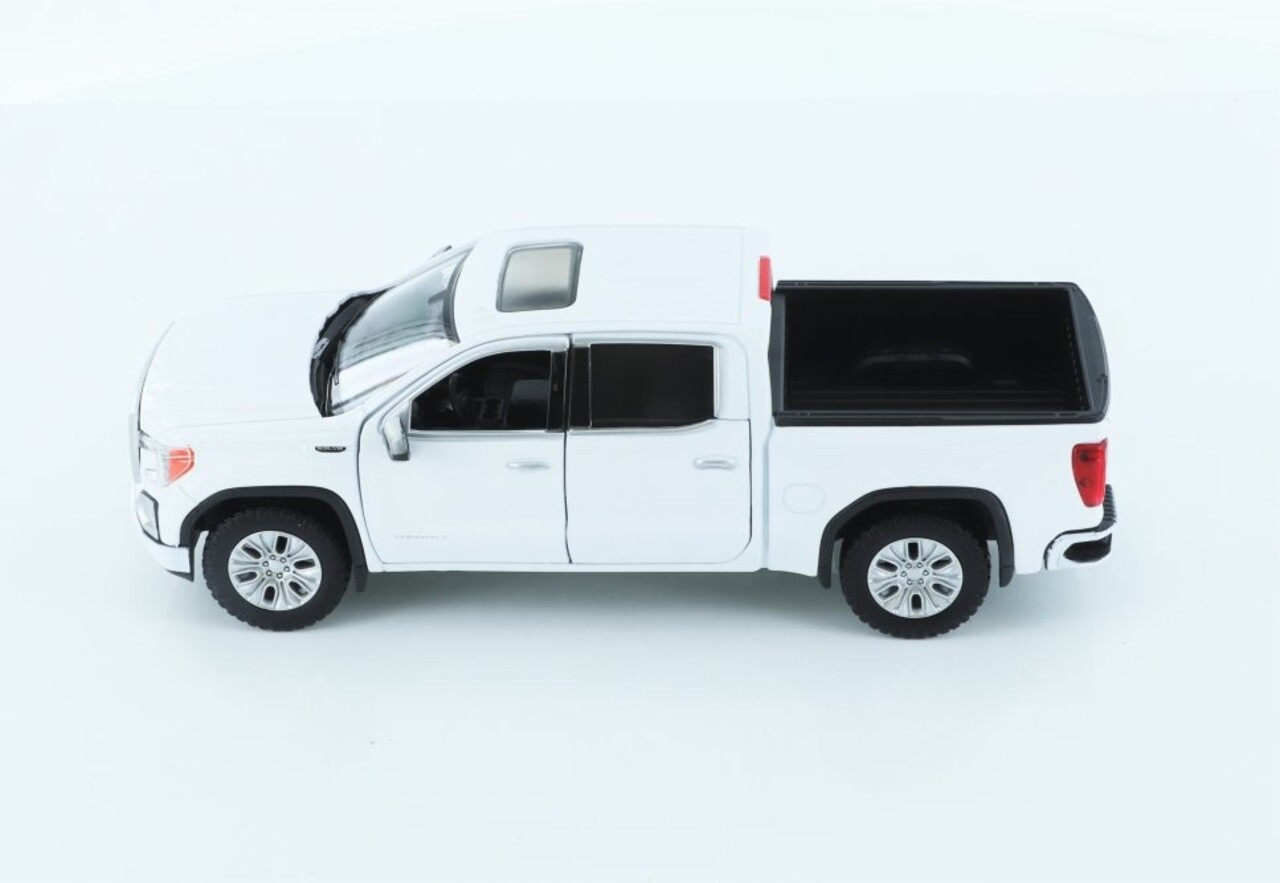GMC GMC Sierra 1500 SLT Crew Cab 2019 - 1:27 - Motor Max GMC GMC Sierra 1500 SLT Crew Cab 2019 - 1:27 - Motor Max