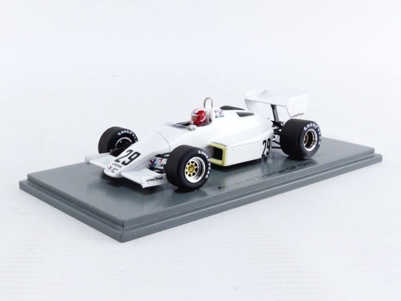 Formule 1 Arrows A6 #29 Brazilian GP 1983 - 1:43 - Spark Formule 1 Arrows A6 #29 Brazilian GP 1983 - 1:43 - Spark
