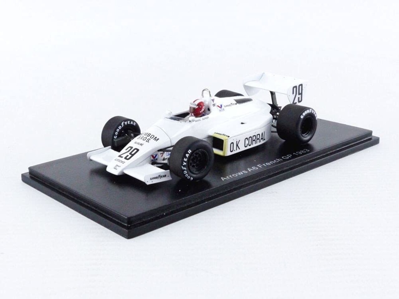 Formule 1 Arrows A6 #29 French GP 1983 - 1:43 - Spark Formule 1 Arrows A6 #29 French GP 1983 - 1:43 - Spark