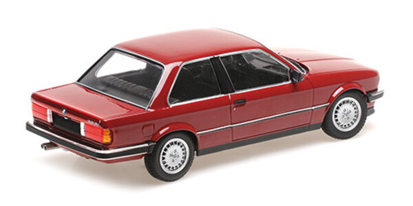 BMW BMW 323i 1982 - 1:18 - Minichamps BMW BMW 323i 1982 - 1:18 - Minichamps
