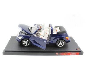 Chrysler Chrysler PT Cruiser Convertible - 1:18 - Hot Wheels Chrysler Chrysler PT Cruiser Convertible - 1:18 - Hot Wheels
