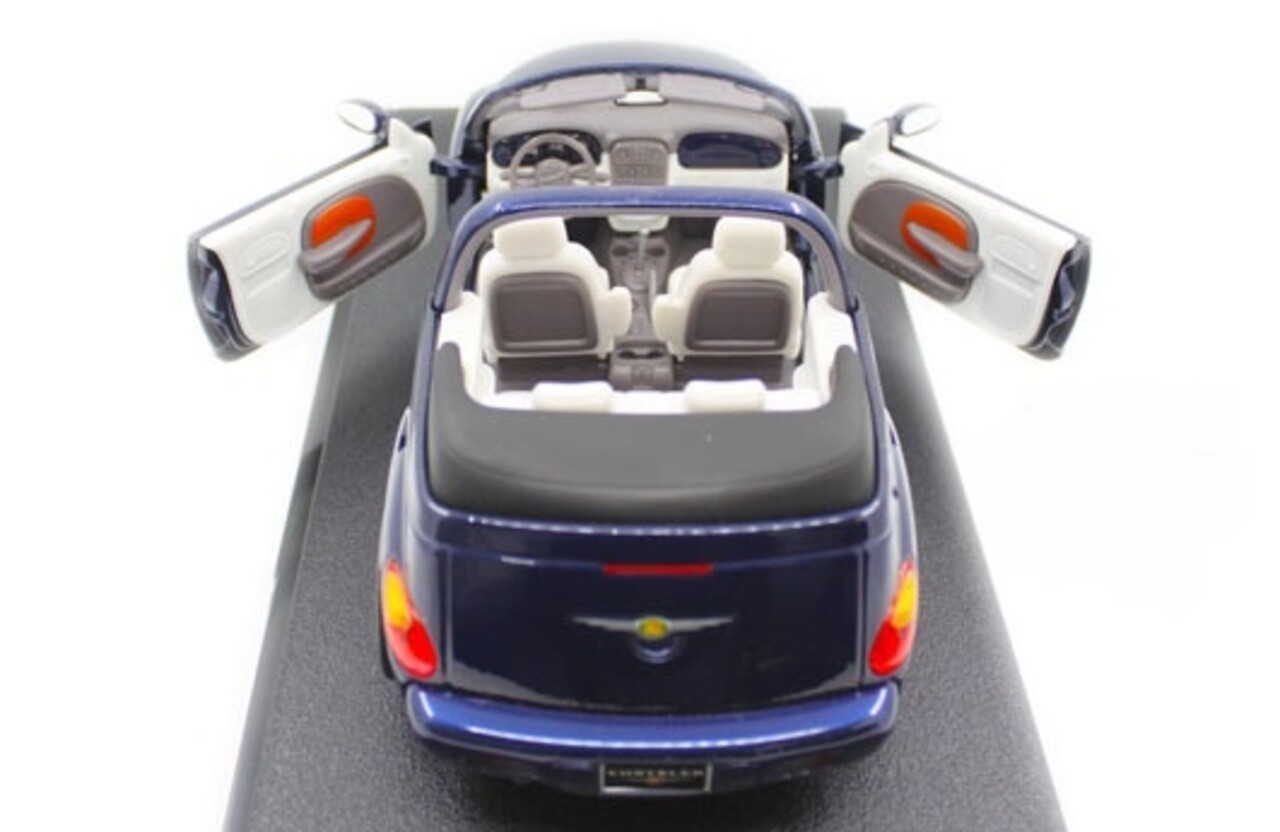 Chrysler Chrysler PT Cruiser Convertible - 1:18 - Hot Wheels