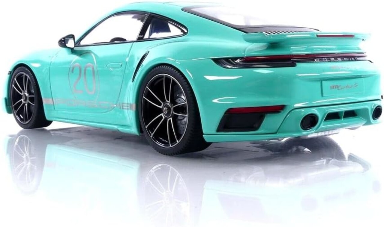 Porsche Porsche 911 Turbo S Sport Design Package 2021 - 1:18 - Minichamps