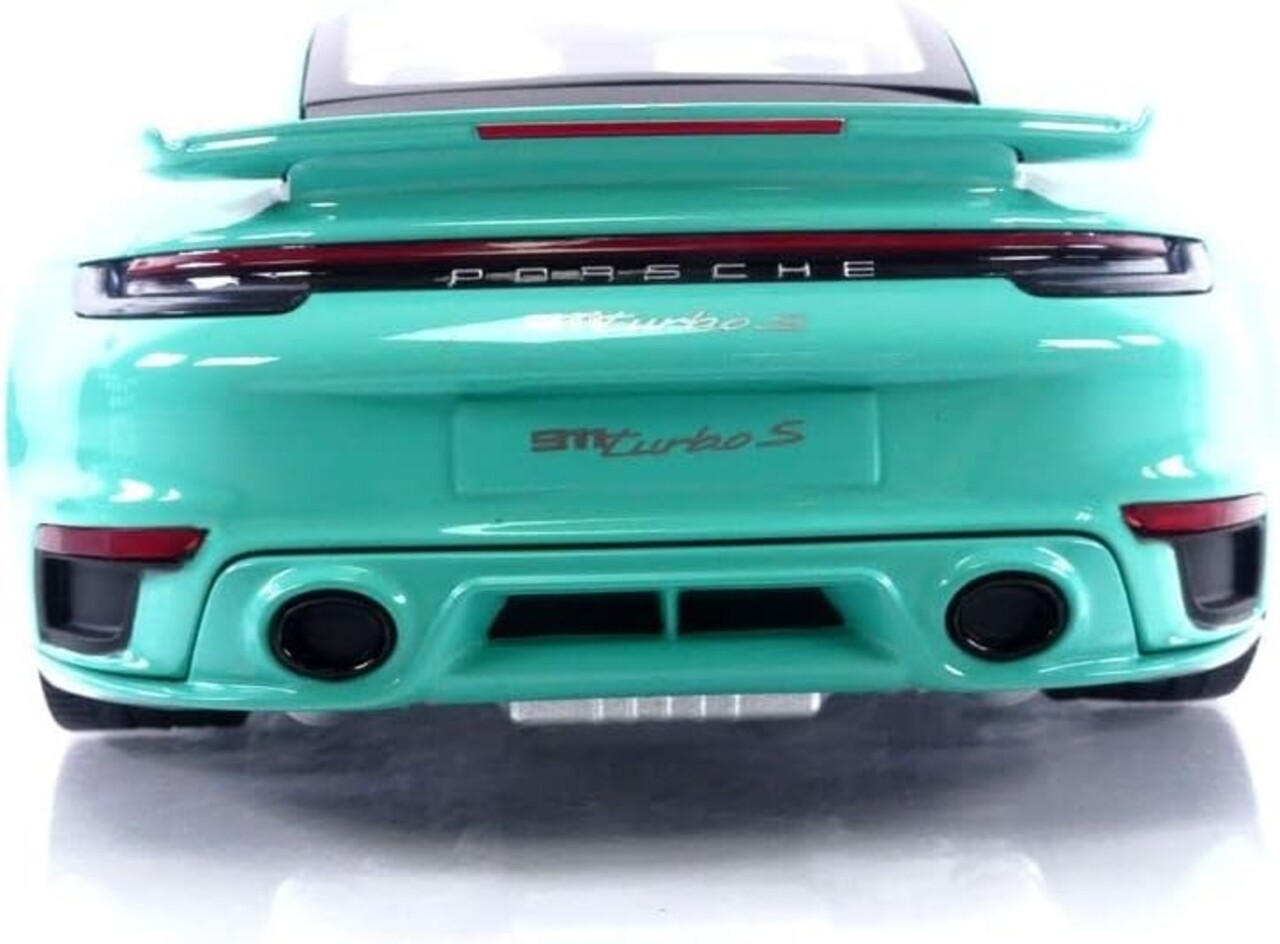 Porsche Porsche 911 Turbo S Sport Design Package 2021 - 1:18 - Minichamps