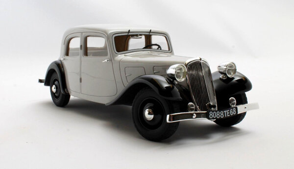 Citroen Citroën Traction Avant 7CV 1935 - 1:18 - Cult Scale Models