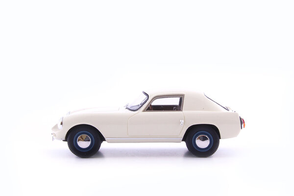 Monteverdi Monteverdi Tourismo Switzerland 1962 - 1:43 - Autocult Monteverdi Monteverdi Tourismo Switzerland 1962 - 1:43 - Autocult