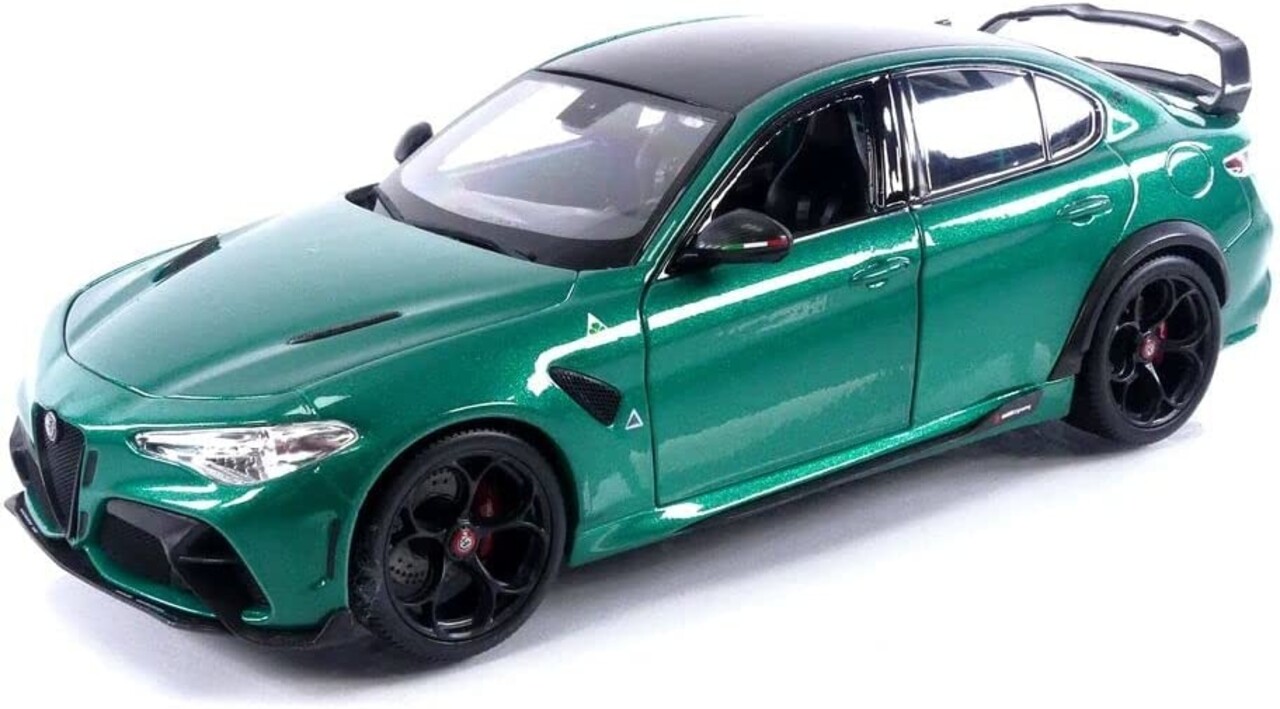 Alfa Romeo Alfa Romeo Giulia GTAm - 1:18 - Bburago Alfa Romeo Alfa Romeo Giulia GTAm - 1:18 - Bburago