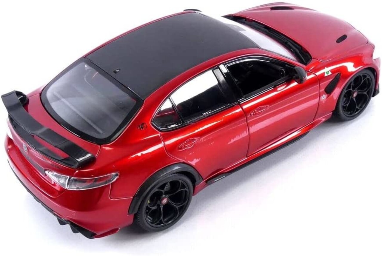 Alfa Romeo Alfa Romeo Giulia GTAm - 1:18 - Bburago Alfa Romeo Alfa Romeo Giulia GTAm - 1:18 - Bburago