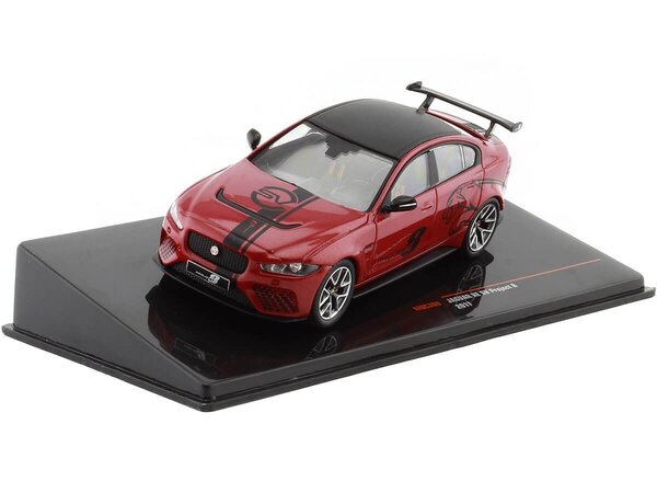 Jaguar Jaguar XE SV Project 8 2017 - 1:43 - IXO Models Jaguar Jaguar XE SV Project 8 2017 - 1:43 - IXO Models
