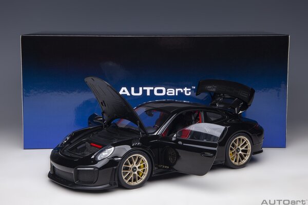 Porsche Porsche 911 (991.2) GT2 RS Weissach Package - 1:18 - AUTOart