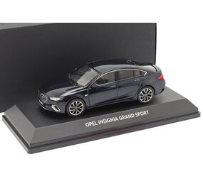 Opel Opel Insignia Grand Sport - 1:43 - iScale Opel Opel Insignia Grand Sport - 1:43 - iScale