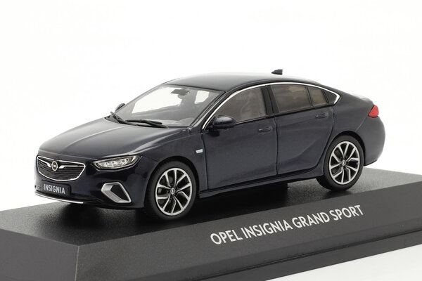 Opel Opel Insignia Grand Sport - 1:43 - iScale Opel Opel Insignia Grand Sport - 1:43 - iScale
