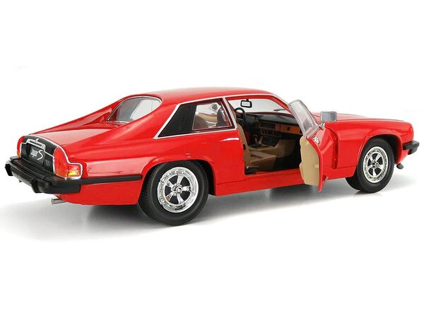 Jaguar Jaguar XJS 1975 - 1:18 - Road Signature Jaguar Jaguar XJS 1975 - 1:18 - Road Signature