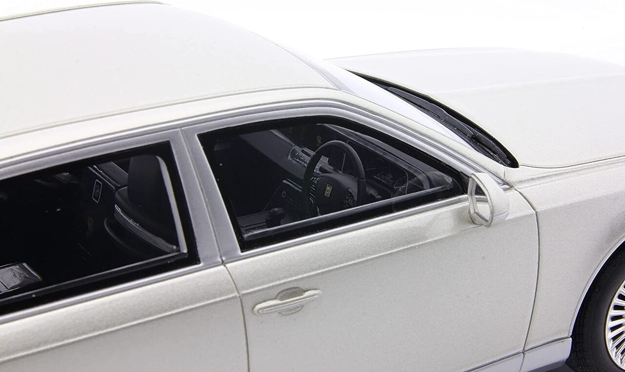 Toyota Toyota Century - 1:18 - Kyosho