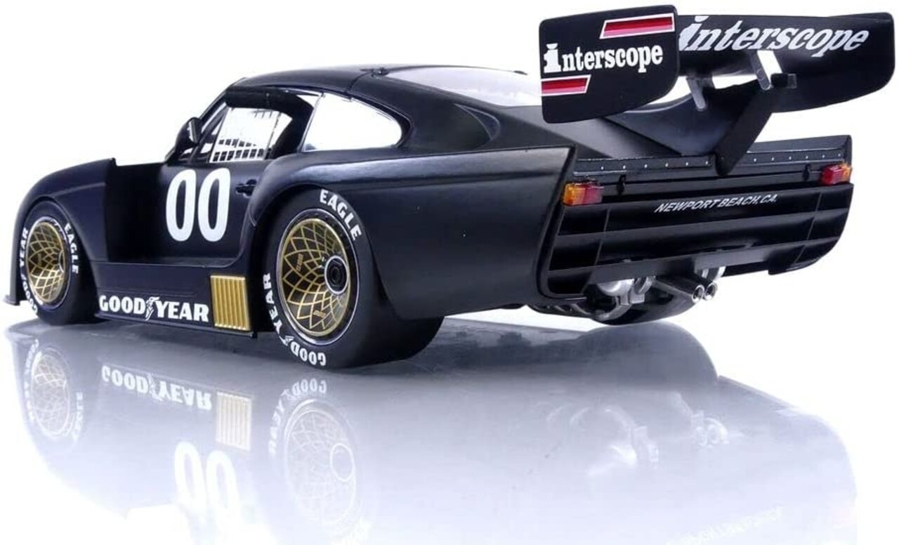 Porsche Porsche 935 K4 #00 Interscope Racing 1980 - 1:18 - Werk83 Porsche Porsche 935 K4 #00 Interscope Racing 1980 - 1:18 - Werk83