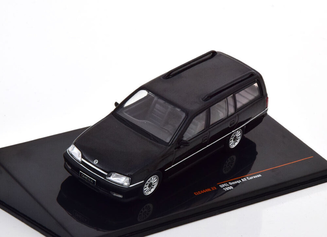 Opel Opel Omega A2 Caravan 1990 - 1:43 - IXO Models