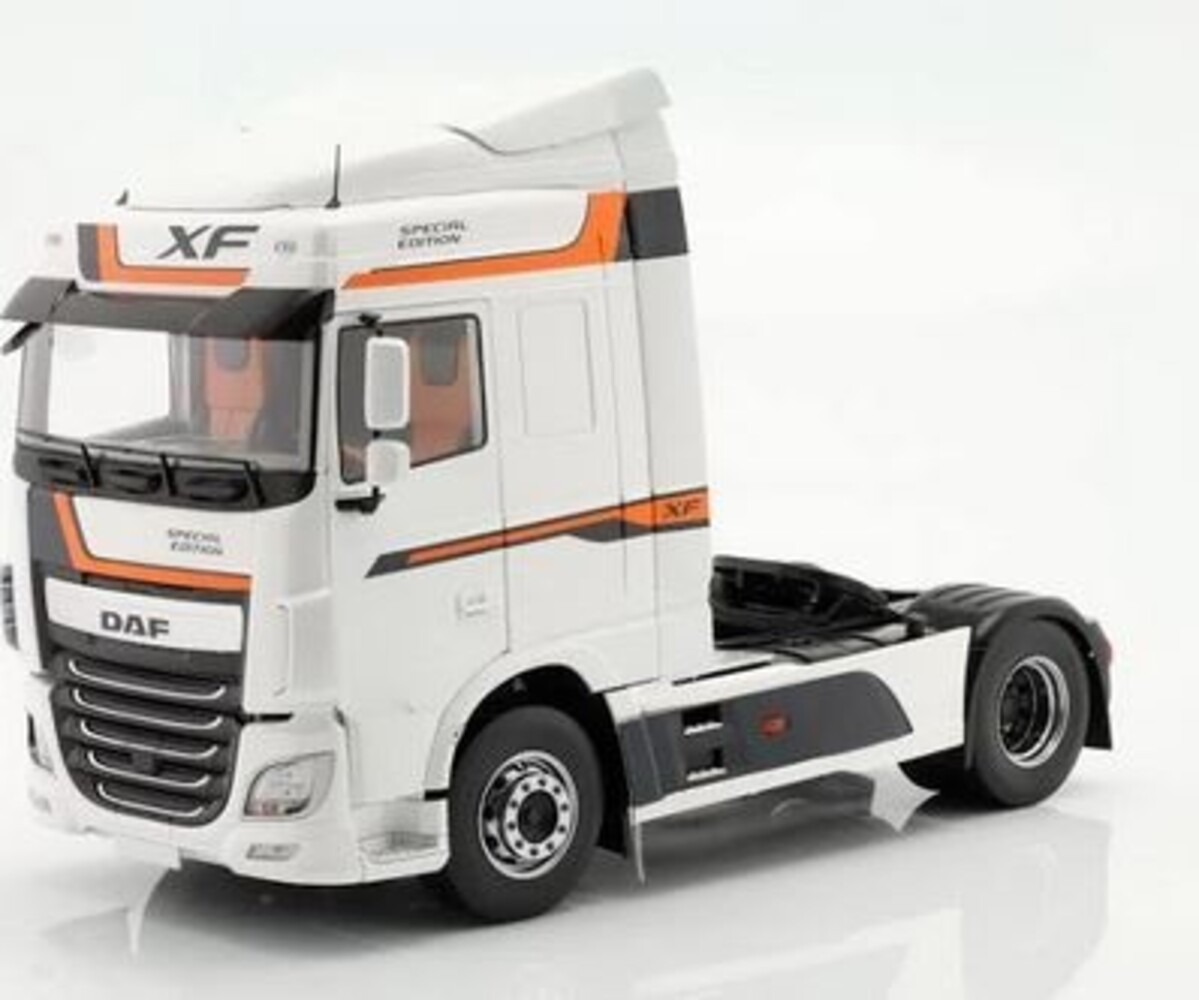 Daf DAF XF Space Cab - 1:18 - Premium ClassiXXs Daf DAF XF Space Cab - 1:18 - Premium ClassiXXs